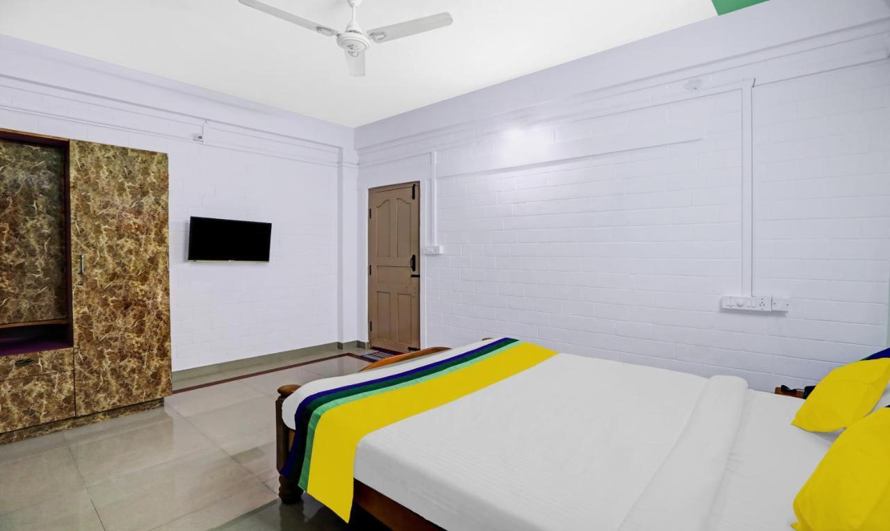 Itsy By Treebo - Iha Comforts With Mountain View Madikeri Exterior photo